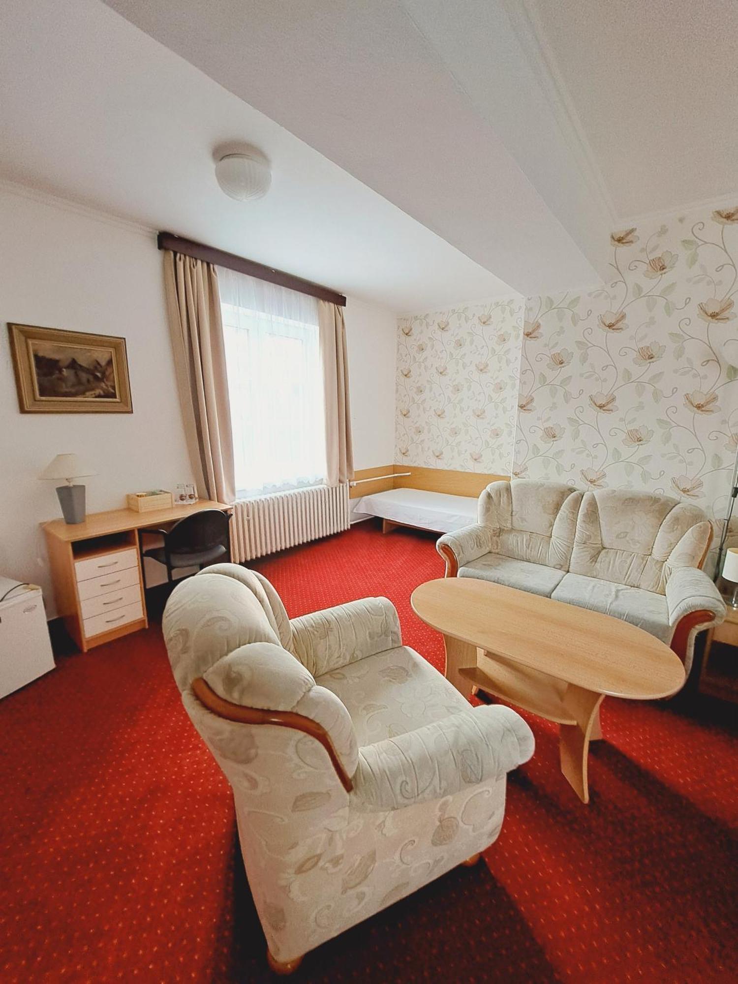 Hotel Grand Tanvald Exterior foto