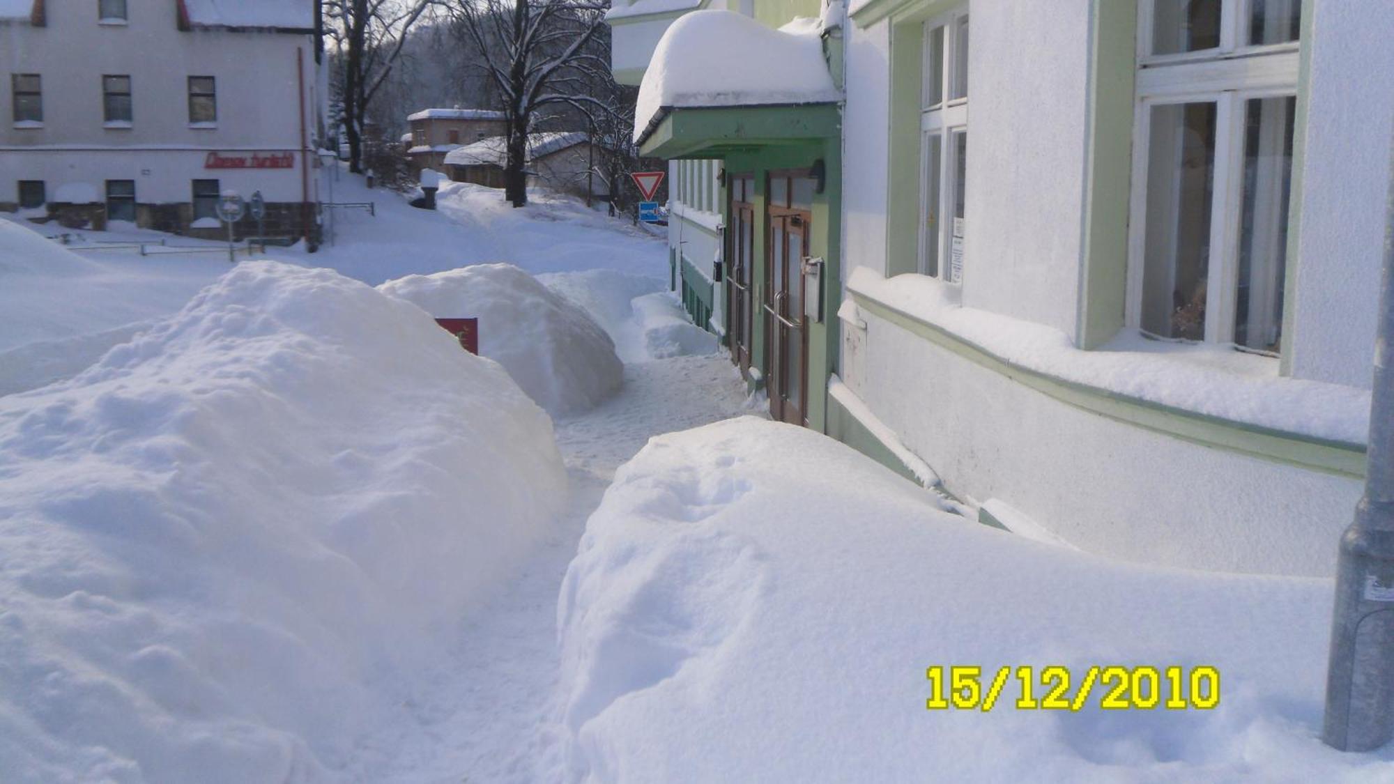 Hotel Grand Tanvald Exterior foto